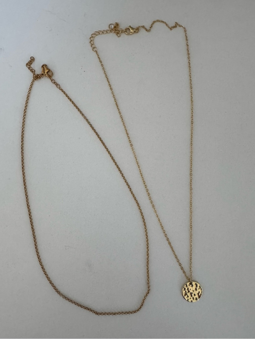 Two Gold Necklaces Set